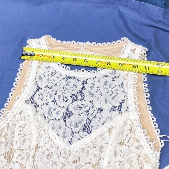 Whimsical Boho Wedding Gown Dress White Floral Lace Maxi Bride Love Everlasting - Picture 13 of 15